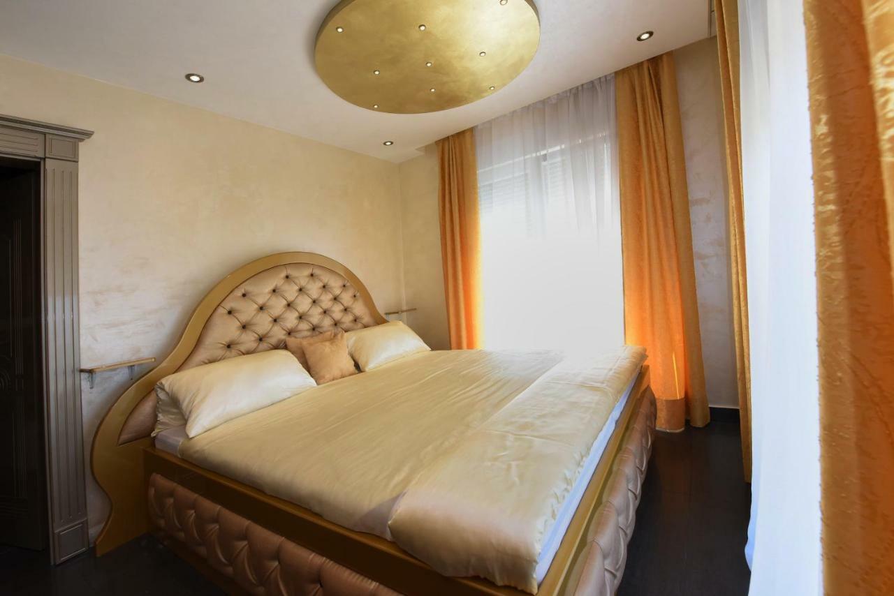Villa Valerio Poreč Buitenkant foto